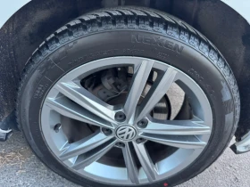 VW Golf 7.5* TDI* R-Line* Virtual* Keyless, снимка 17