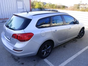 Opel Astra Sport Tourer, снимка 4