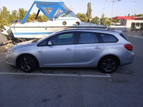 Opel Astra Sport Tourer, снимка 15