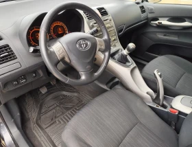 Toyota Auris 2.0 D4D 126к.с. ГЕРМАНИЯ , снимка 9