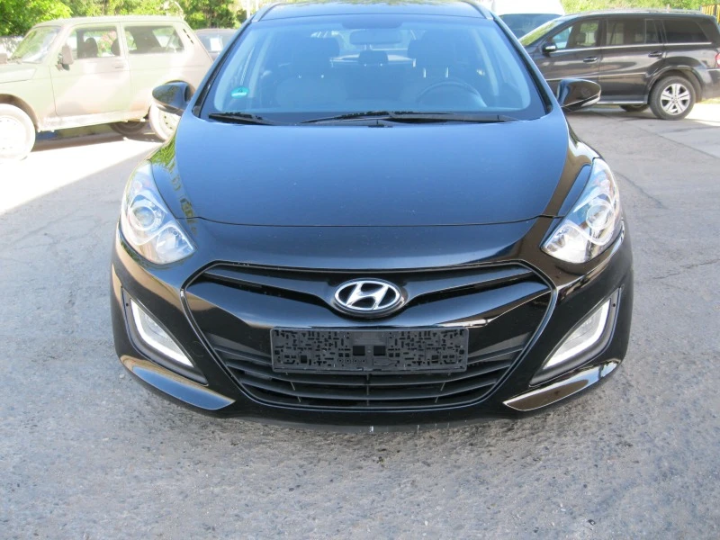 Hyundai I30 CW, снимка 2 - Автомобили и джипове - 45511930