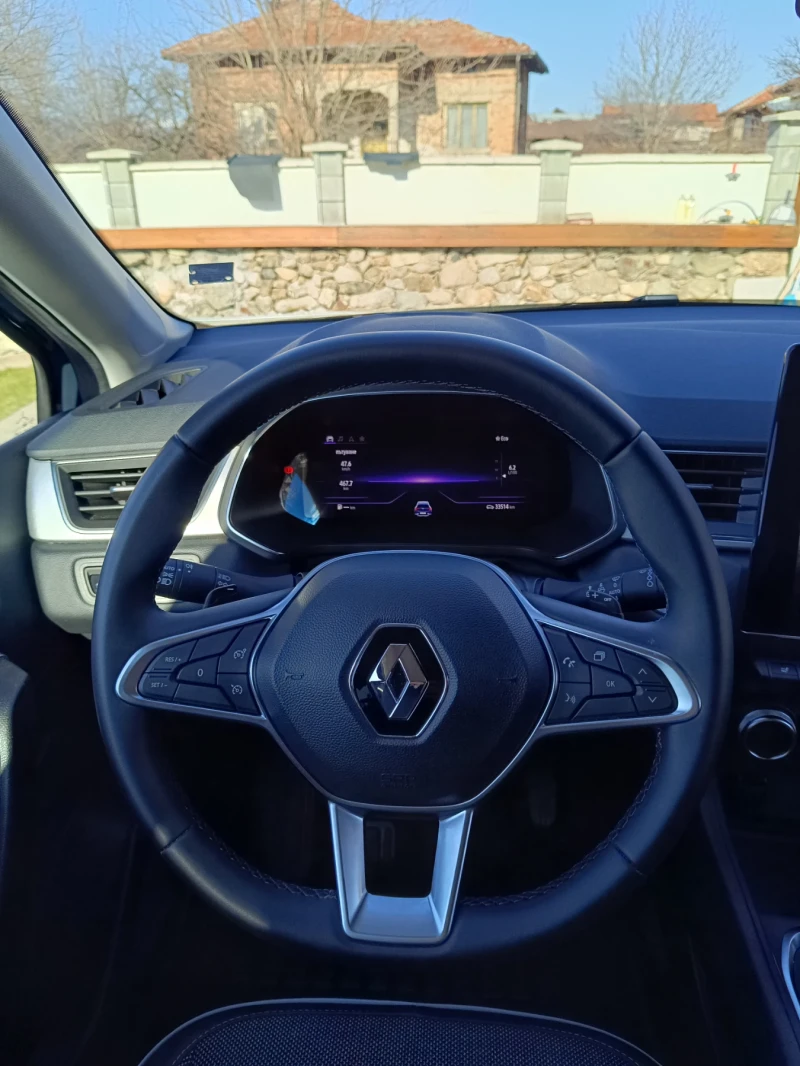 Renault Captur 1.3 ТСЕ* 140к.с.* MILD HIBRID* 360 KAMERA, снимка 9 - Автомобили и джипове - 47070366