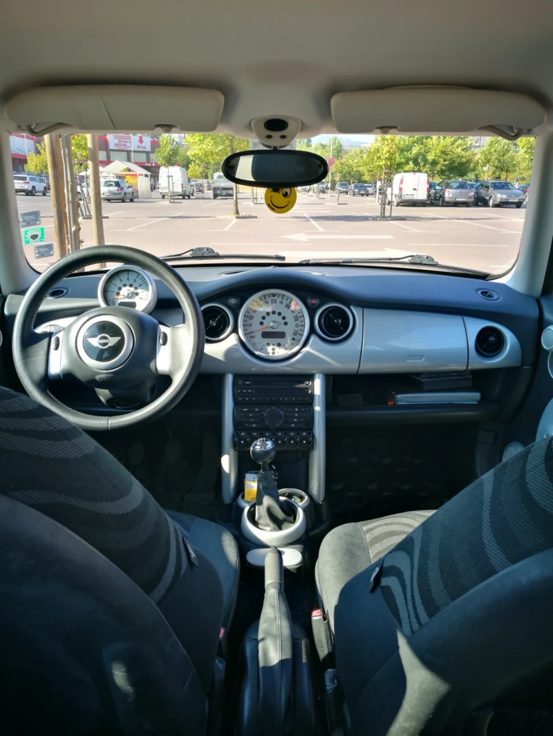 Mini One 1.6 i, снимка 6 - Автомобили и джипове - 47364803