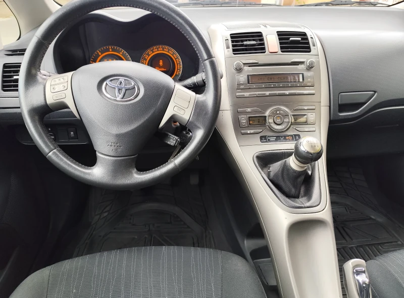 Toyota Auris 2.0 D4D 126к.с. ГЕРМАНИЯ , снимка 10 - Автомобили и джипове - 47370912