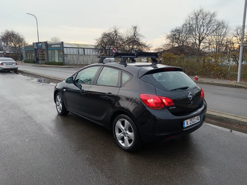 Opel Astra, снимка 4 - Автомобили и джипове - 48263408