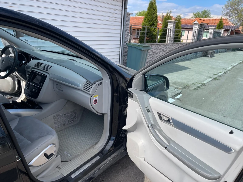 Mercedes-Benz R 320, снимка 10 - Автомобили и джипове - 52573551