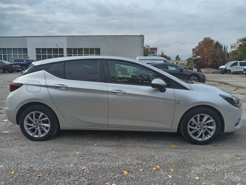 Opel Astra 1.5D, снимка 6 - Автомобили и джипове - 52140321