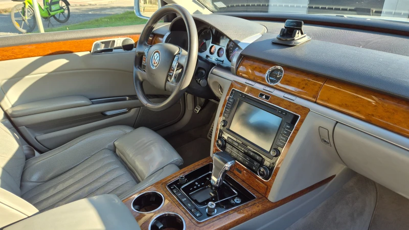 VW Phaeton 3.0TDI 4Motion/245ps/facelift, снимка 2 - Автомобили и джипове - 52793471