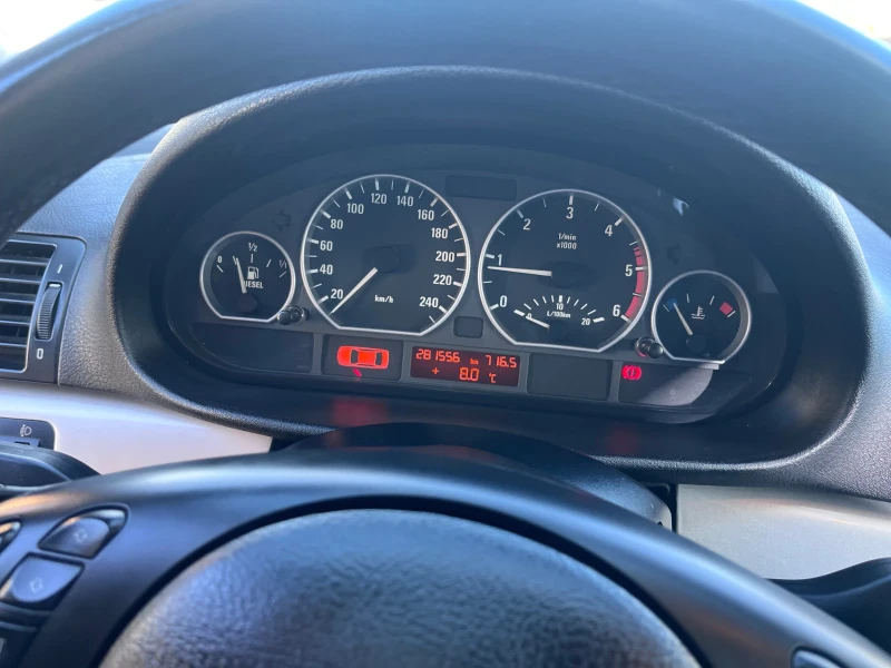 BMW 320, снимка 8 - Автомобили и джипове - 52817757