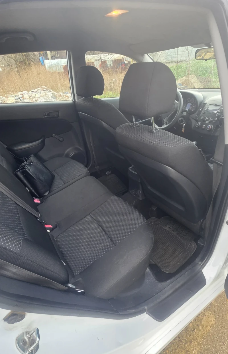 Hyundai I30, снимка 12 - Автомобили и джипове - 53061249