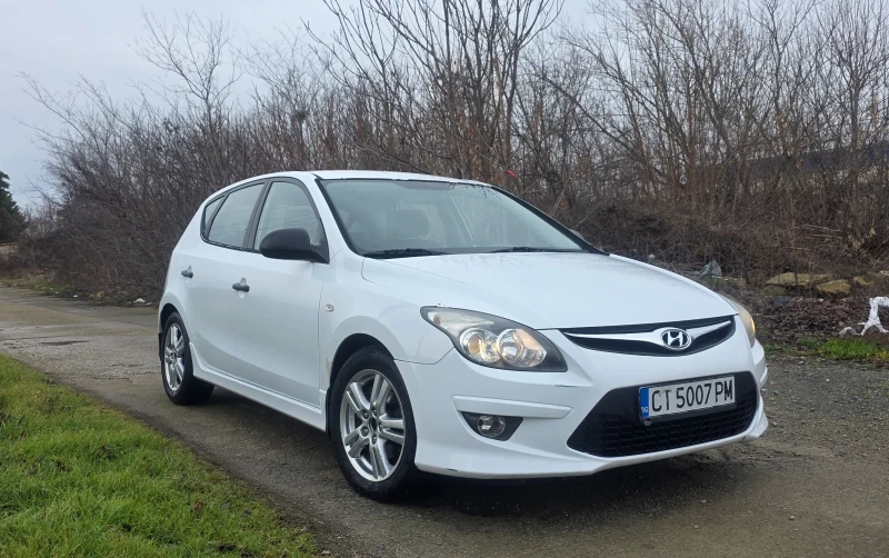 Hyundai I30, снимка 2 - Автомобили и джипове - 53061249