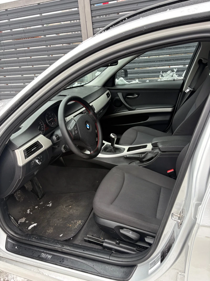 BMW 318 Facelift, снимка 7 - Автомобили и джипове - 53329462