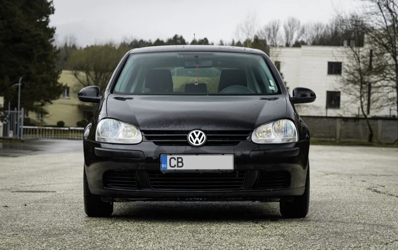 VW Golf 5, снимка 2 - Автомобили и джипове - 53360794