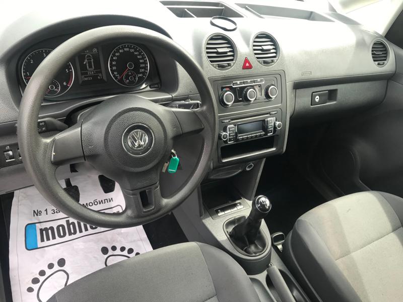 VW Caddy 1.6 tdi Maxxi, снимка 8 - Автомобили и джипове - 36676996