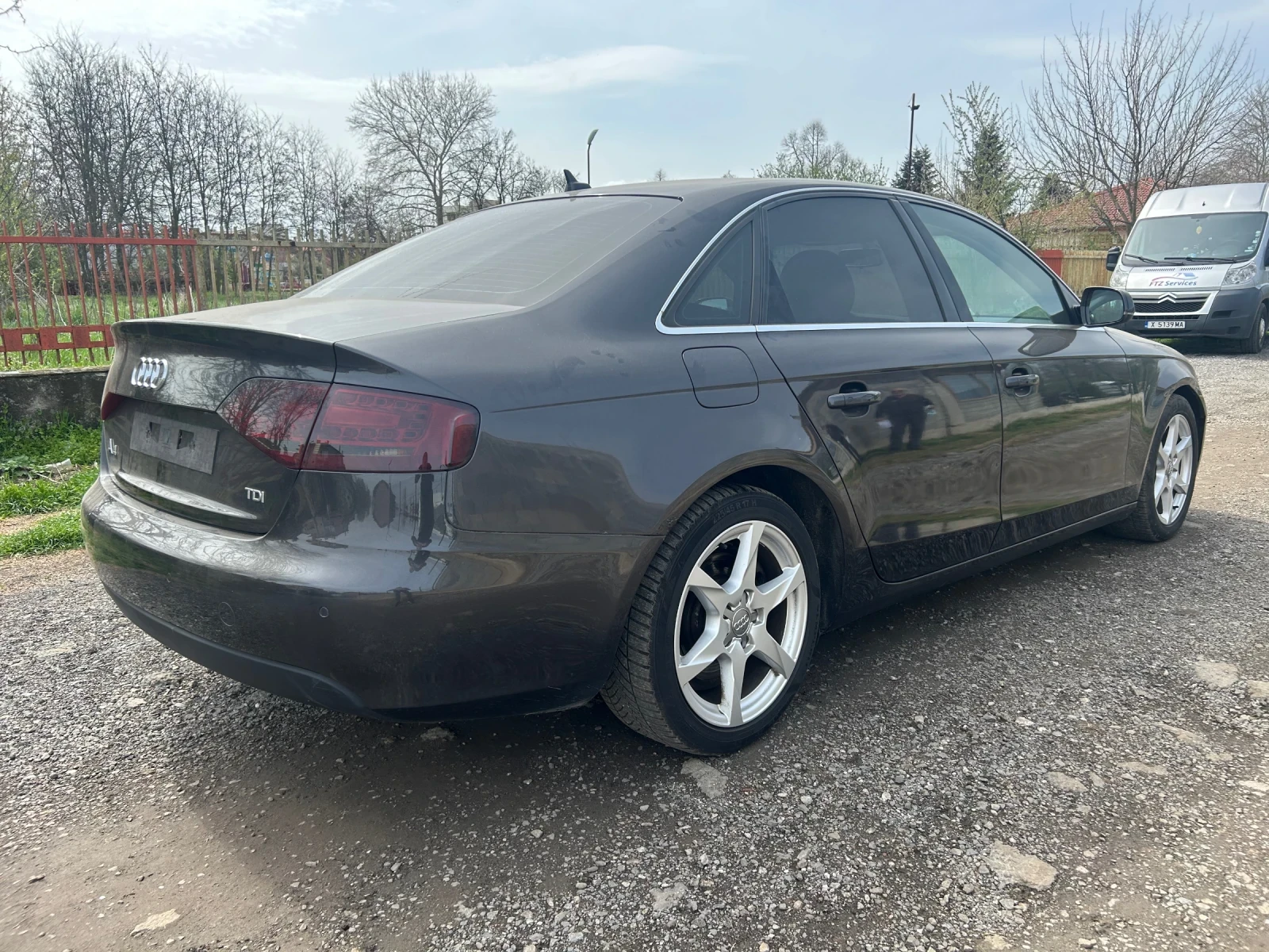 Audi A4 2.0tdi 143 - изображение 2