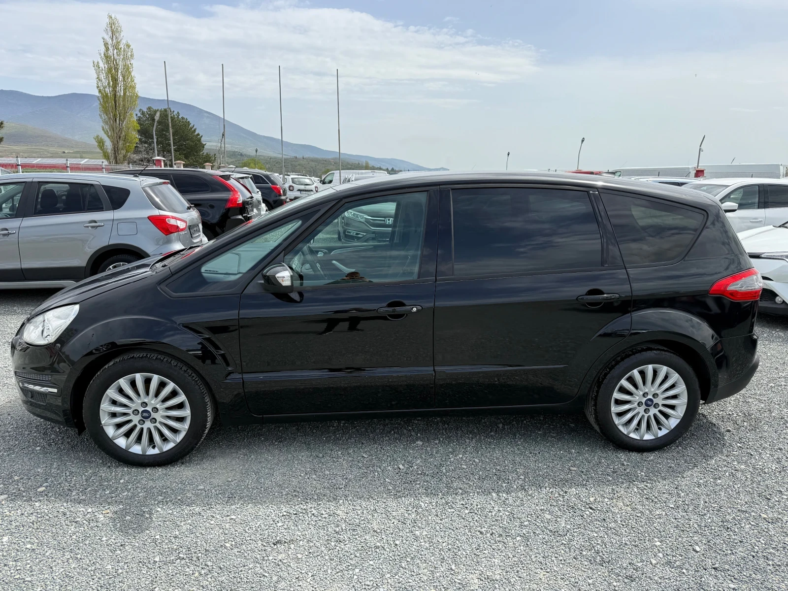 Ford S-Max (KATO НОВА) - изображение 10