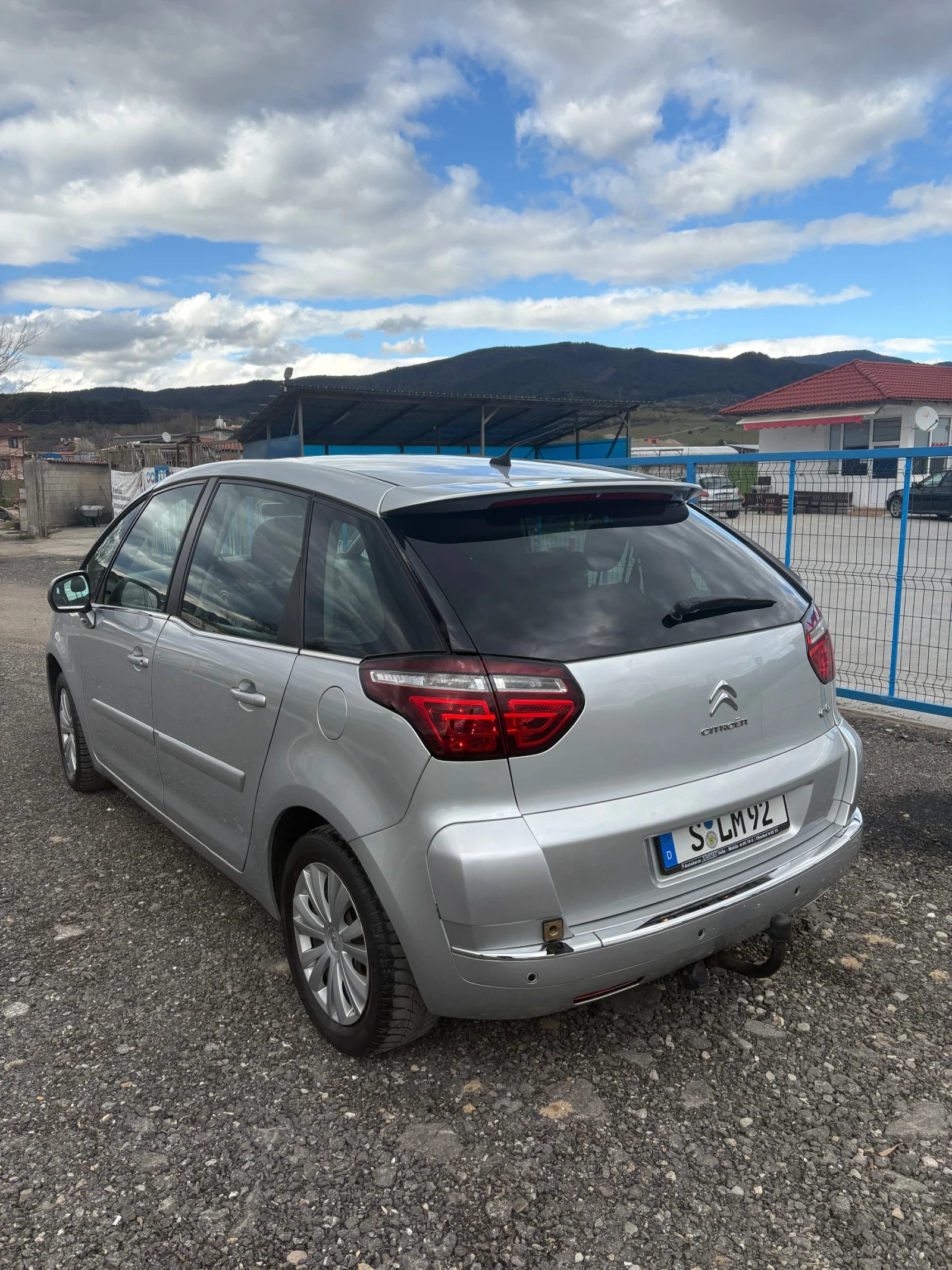 Citroen C4 Picasso 1.6  БЕНЗИН ГАС - изображение 6