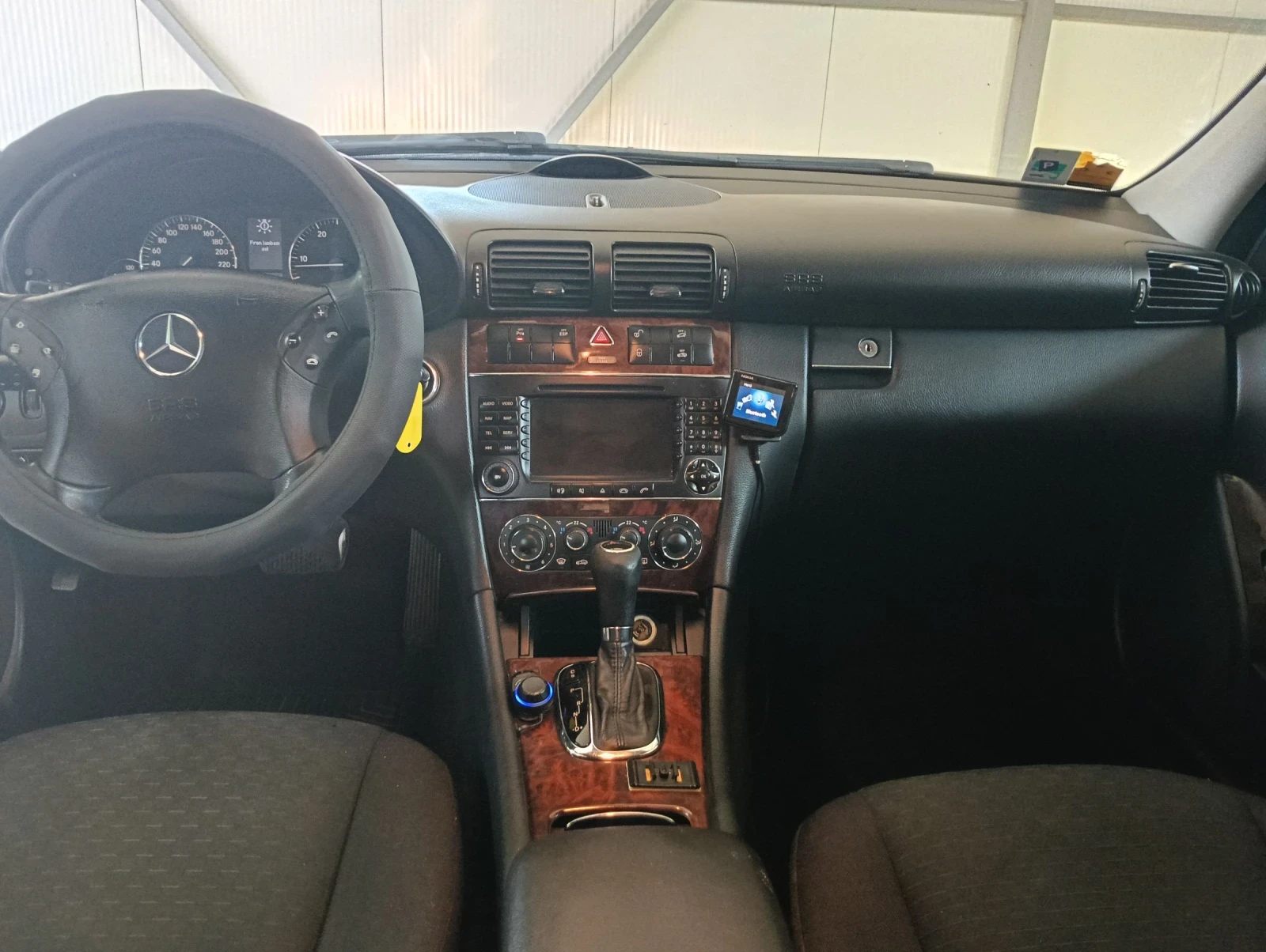 Mercedes-Benz C 220  - изображение 9