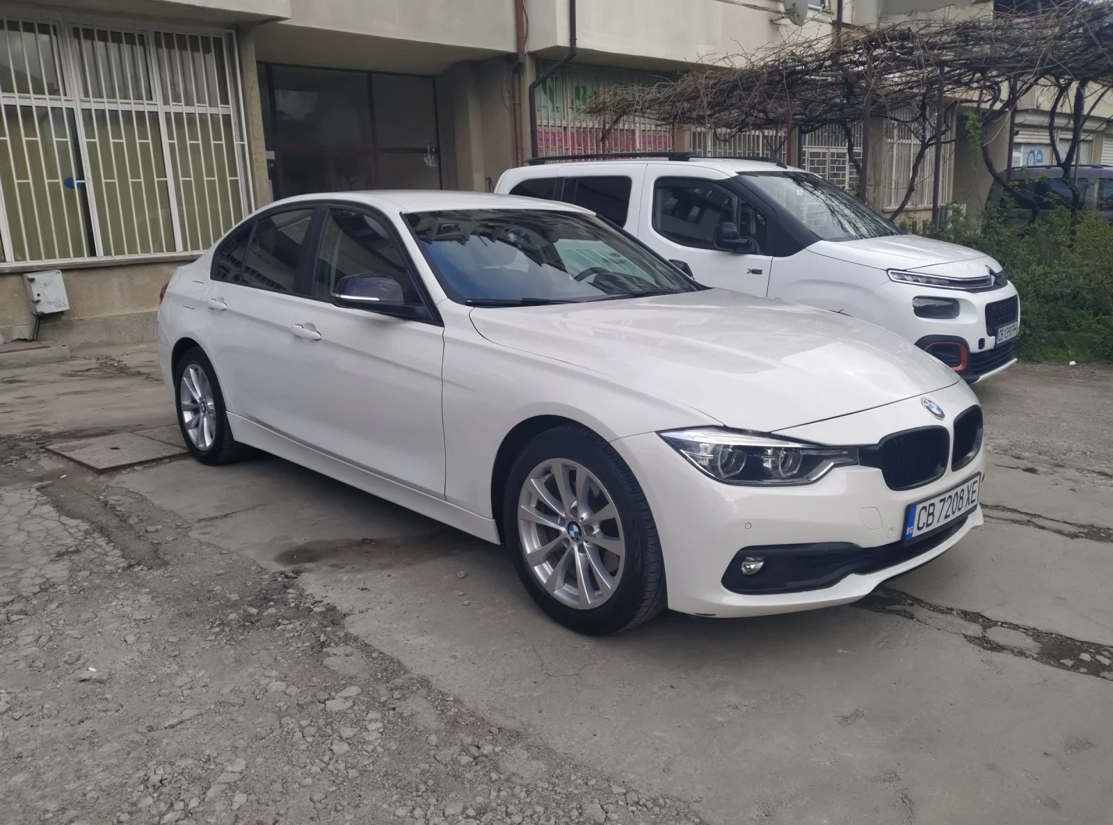 BMW 320 320 X-DRIVE 67490 км! - изображение 2