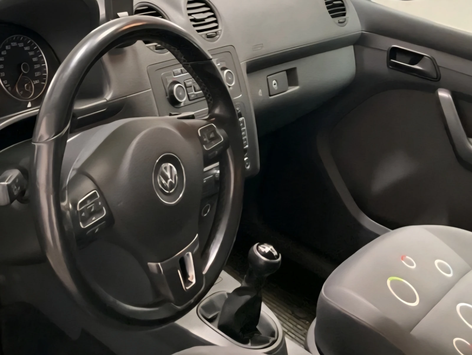 VW Caddy Maxi 2.0i/Ecofuel/Лизинг - изображение 10