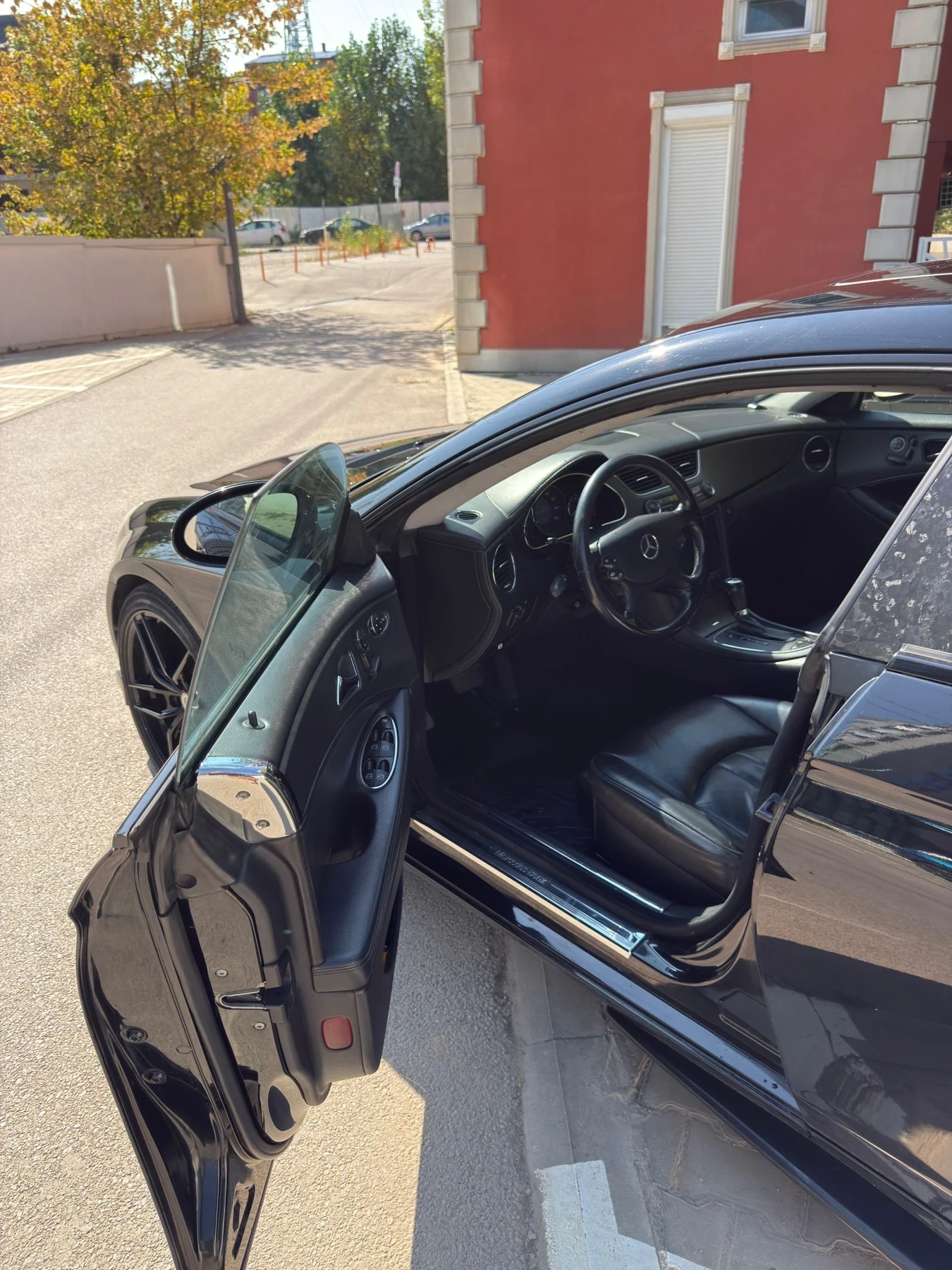 Mercedes-Benz CLS 500 5000 - изображение 10