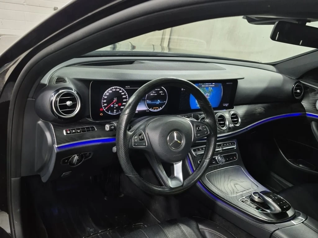 Mercedes-Benz E 300 * CARFAX * ФИНАНСИРАНЕ  - изображение 9