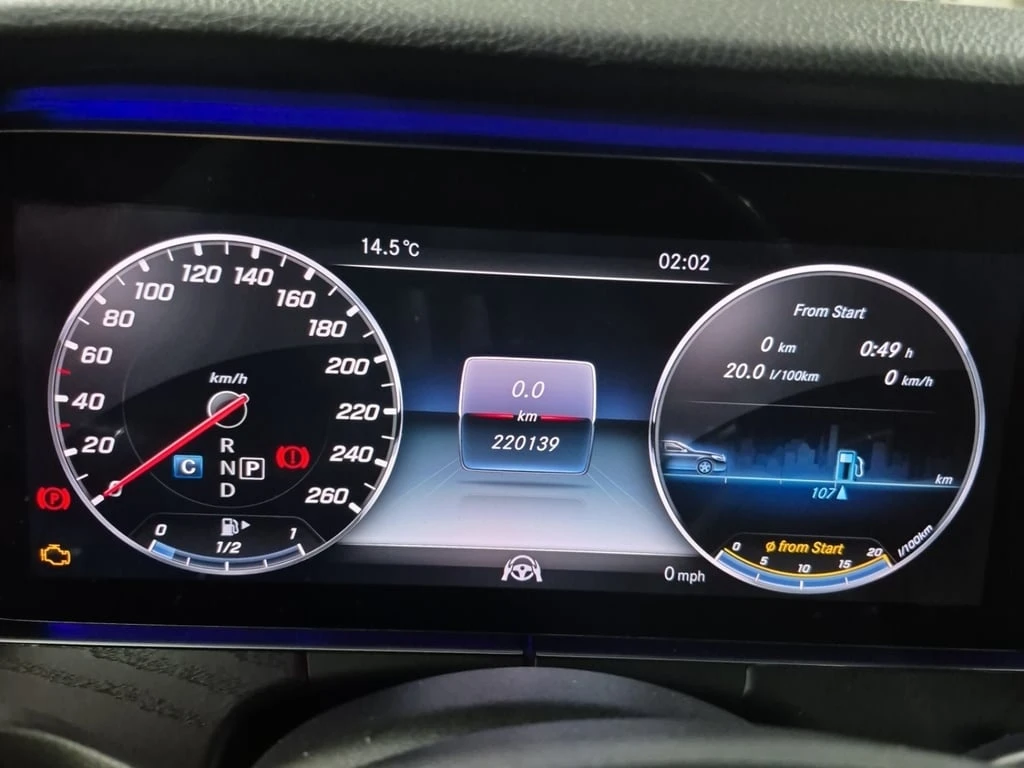 Mercedes-Benz E 300 * CARFAX * ФИНАНСИРАНЕ  - изображение 10