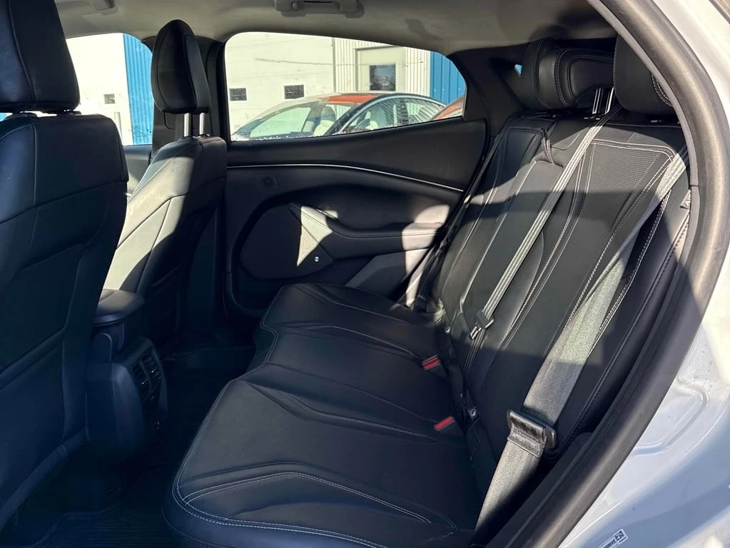 Ford Mustang Mach-E * Premium * CARFAX * БЕЗ ПЪРВОНАЧАЛНА ВНОСКА - изображение 10