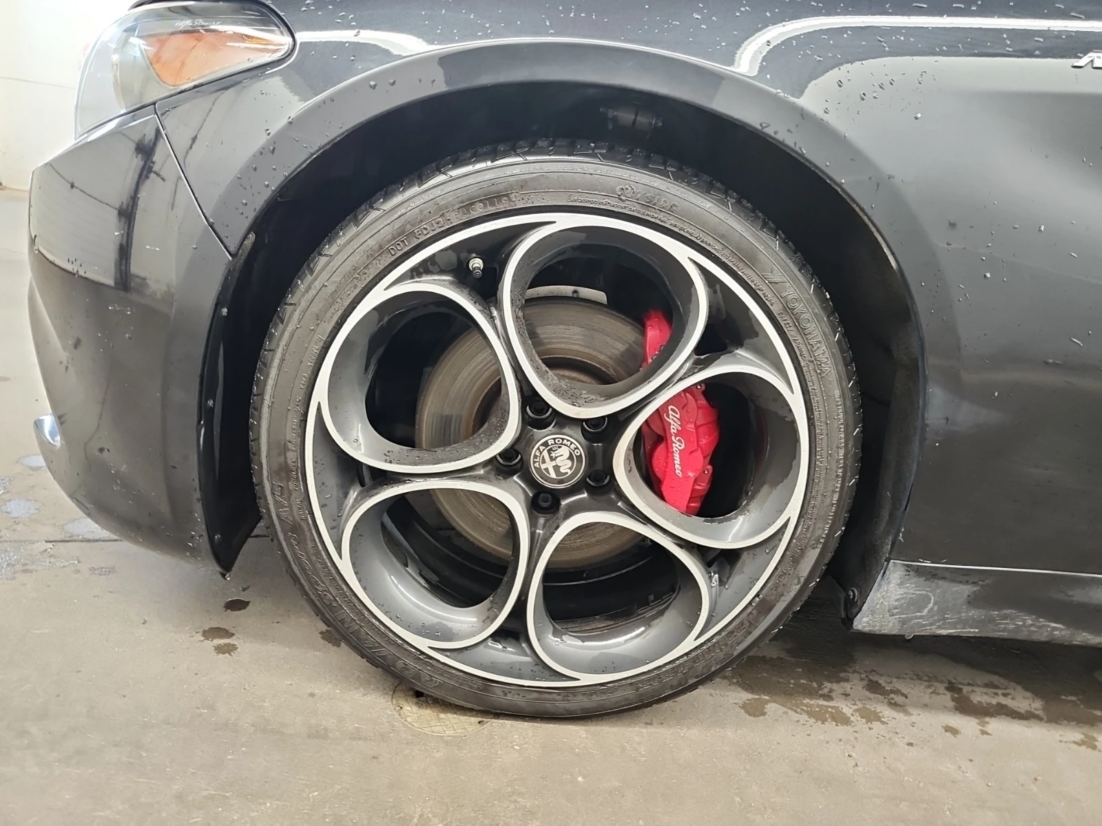 Alfa Romeo Giulia Veloce AWD* АвтоКредит* (Цена до БГ), снимка 6 - Автомобили и джипове - 53849952