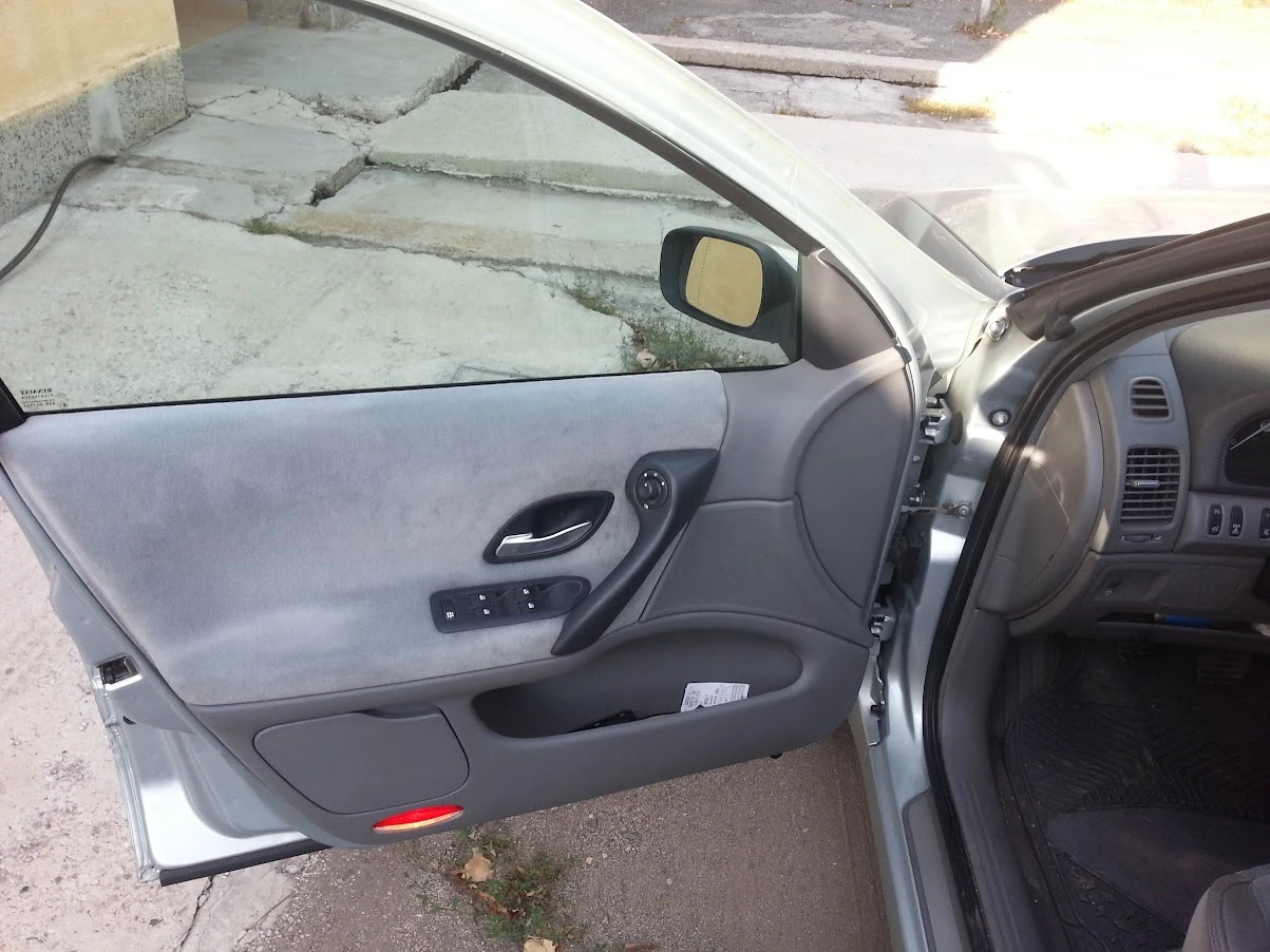 Renault Laguna Privilege, снимка 3 - Автомобили и джипове - 53987253