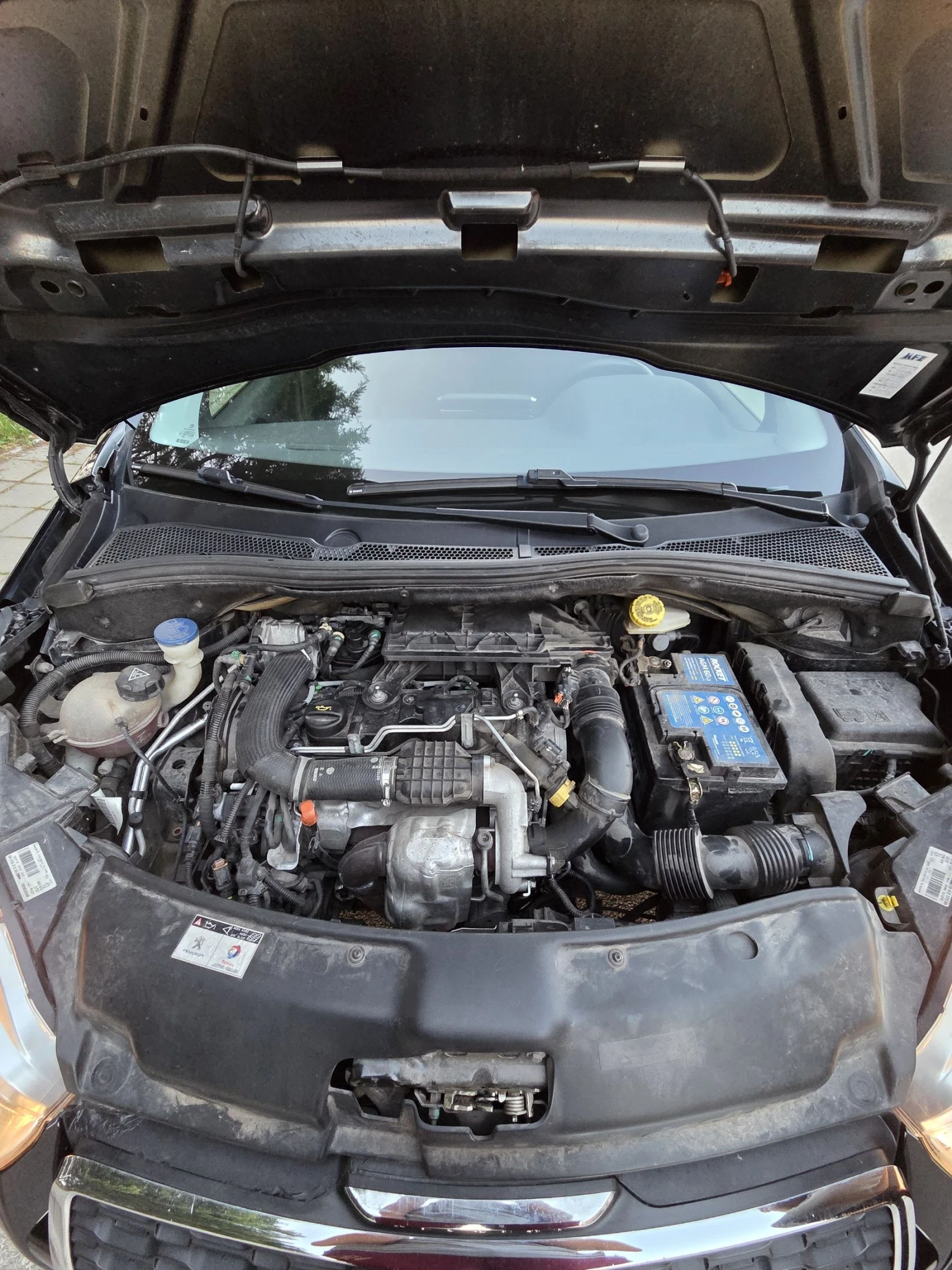 Peugeot 208 1.4 HDI, снимка 10 - Автомобили и джипове - 54314232