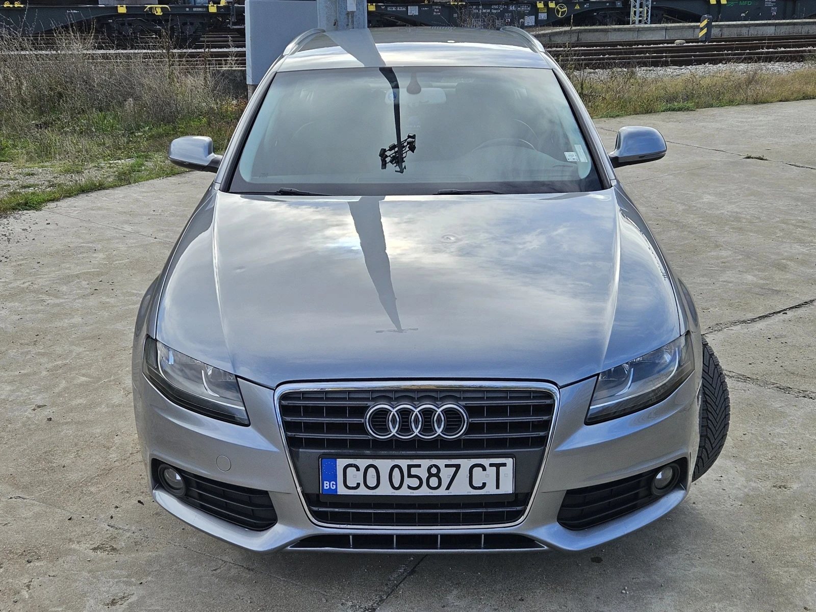 Audi A4 2.0 TDI 143kc. Обслужена преди 500км, снимка 9 - Автомобили и джипове - 54492332