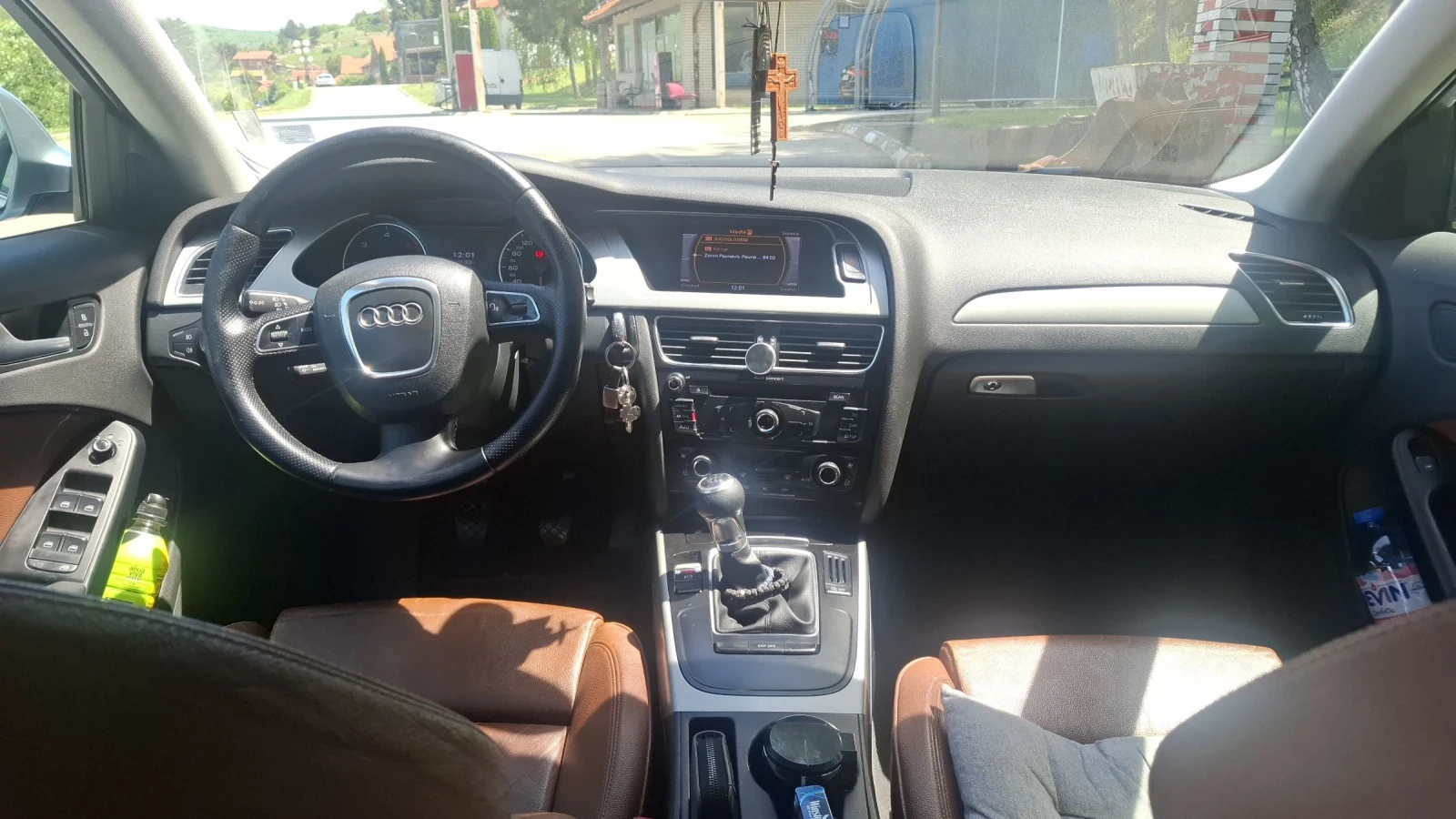 Audi A4 2.0 TDI 143kc. Обслужена преди 500км, снимка 5 - Автомобили и джипове - 54492332