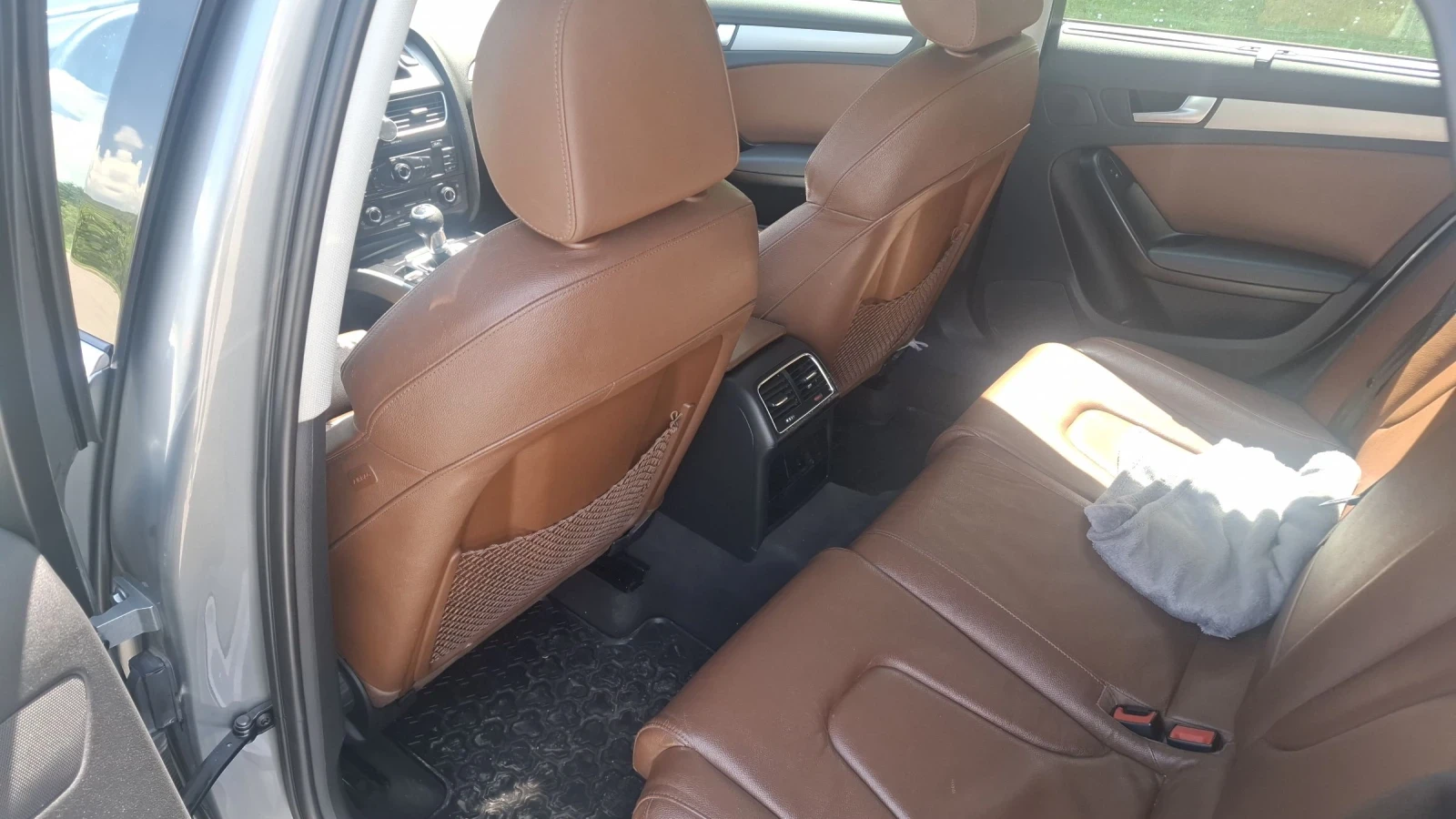 Audi A4 2.0 TDI 143kc. Обслужена преди 500км, снимка 8 - Автомобили и джипове - 54492332