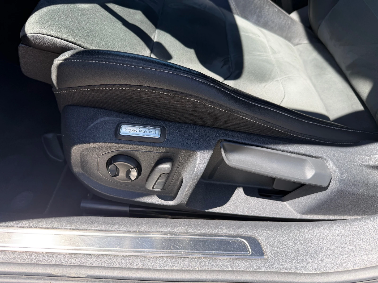 VW Arteon, снимка 16 - Автомобили и джипове - 54573332