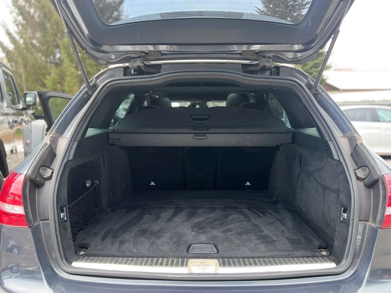 Mercedes-Benz C 250 AMG Line, снимка 5 - Автомобили и джипове - 54689091