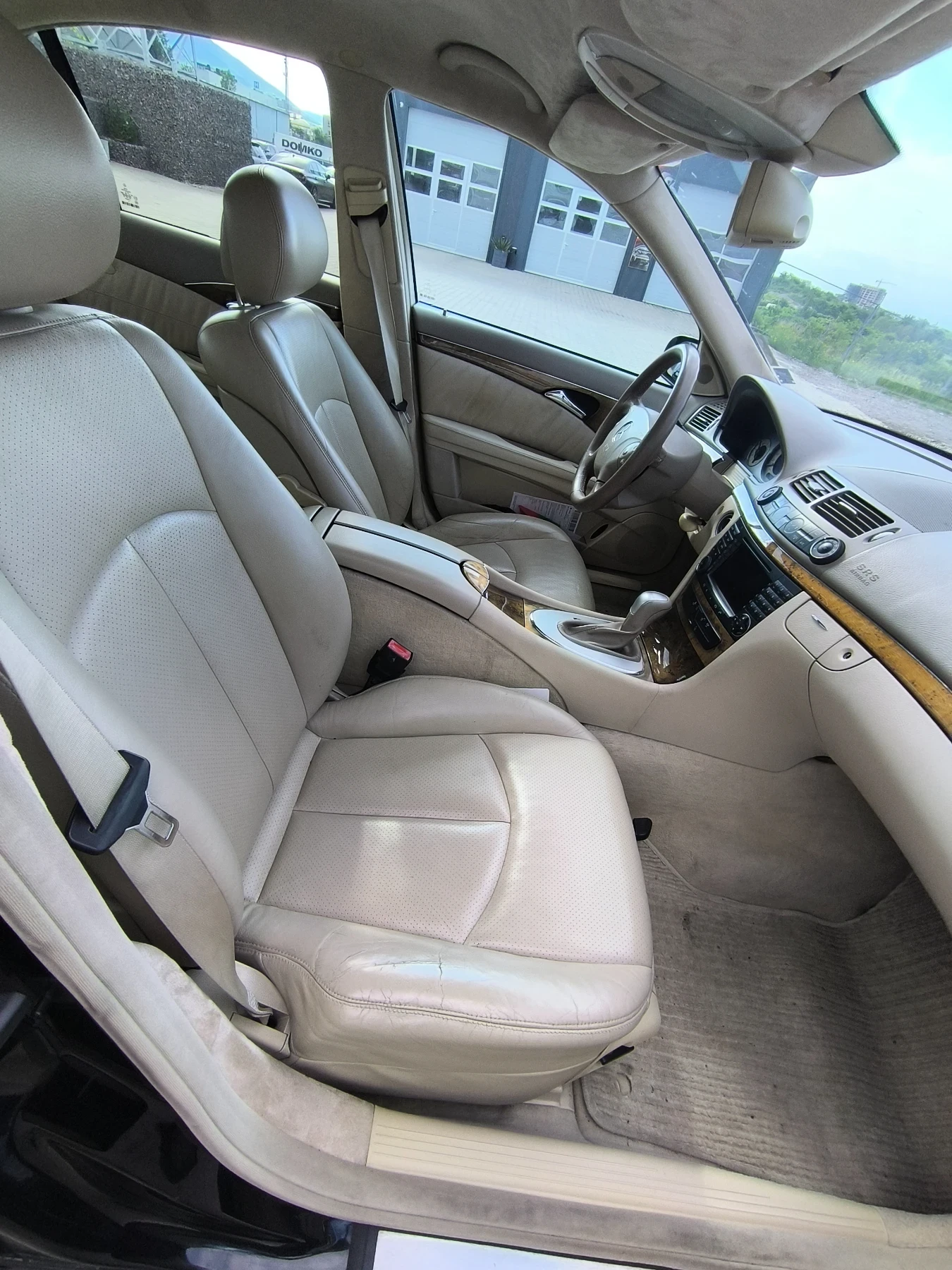 Mercedes-Benz E 280 Avangard, снимка 11 - Автомобили и джипове - 54859697