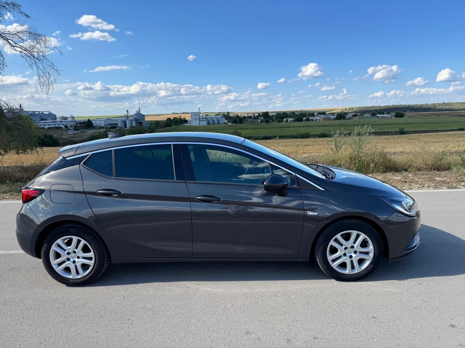 Opel Astra, снимка 4 - Автомобили и джипове - 55422051