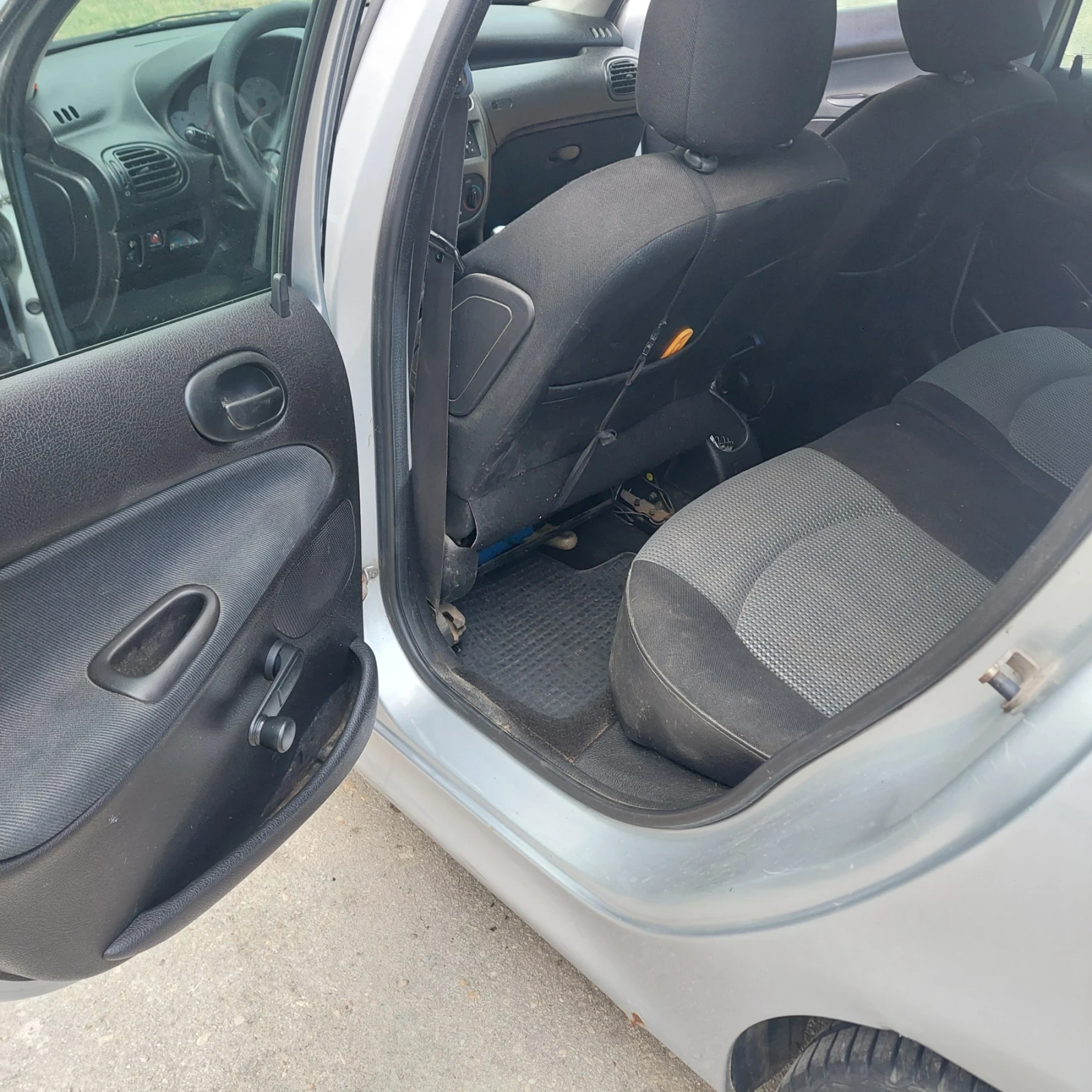 Peugeot 206, снимка 11 - Автомобили и джипове - 55627437