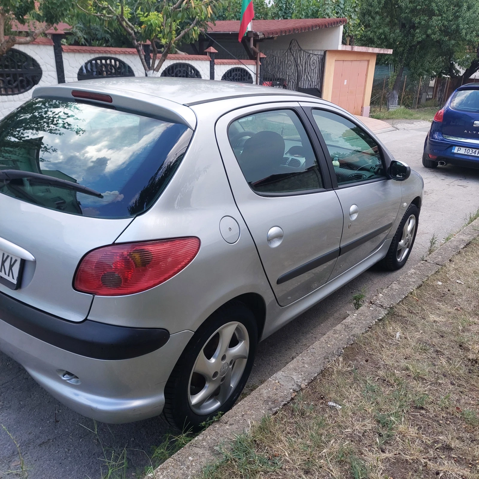 Peugeot 206, снимка 8 - Автомобили и джипове - 55627437