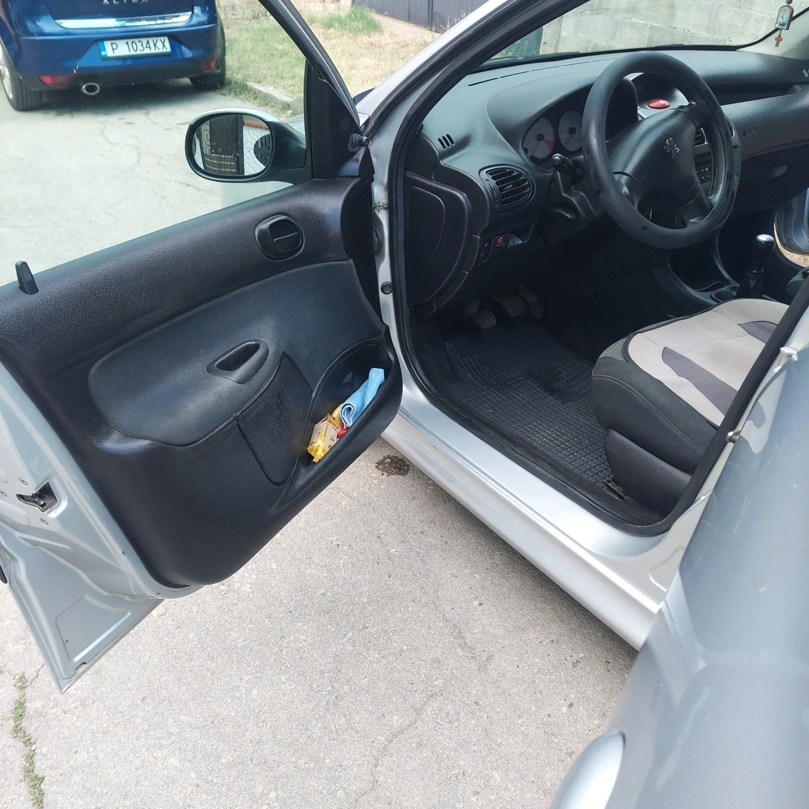 Peugeot 206, снимка 12 - Автомобили и джипове - 55627437