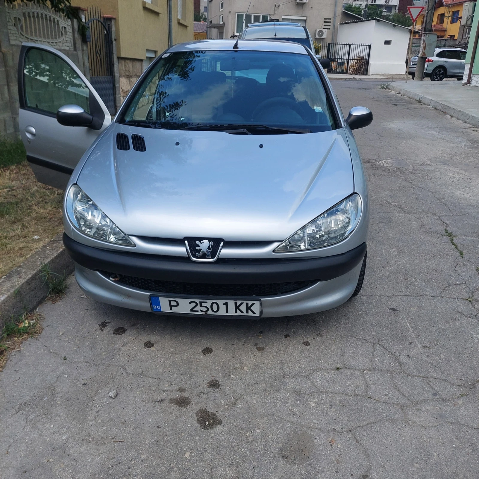 Peugeot 206, снимка 16 - Автомобили и джипове - 55627437