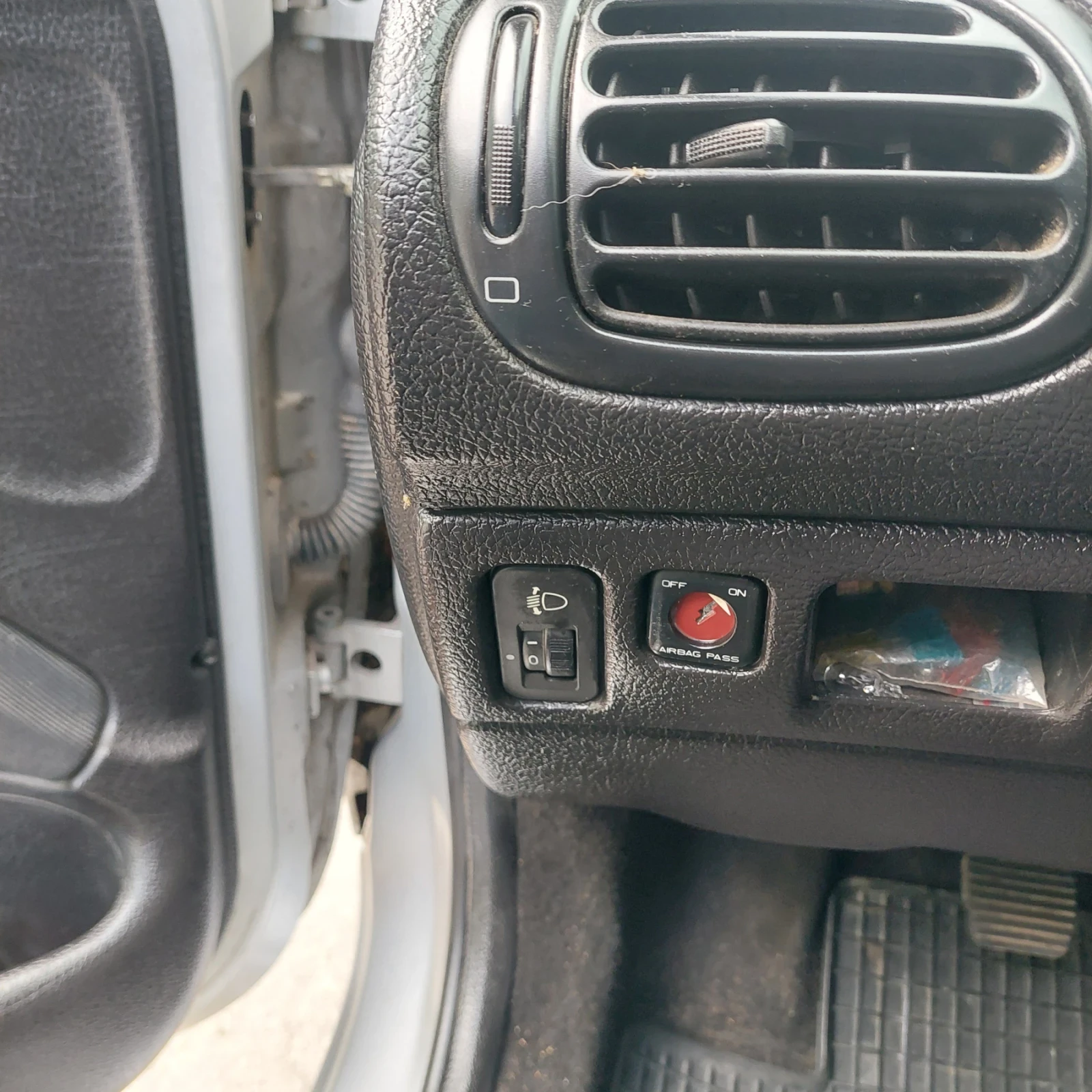 Peugeot 206, снимка 5 - Автомобили и джипове - 55627437