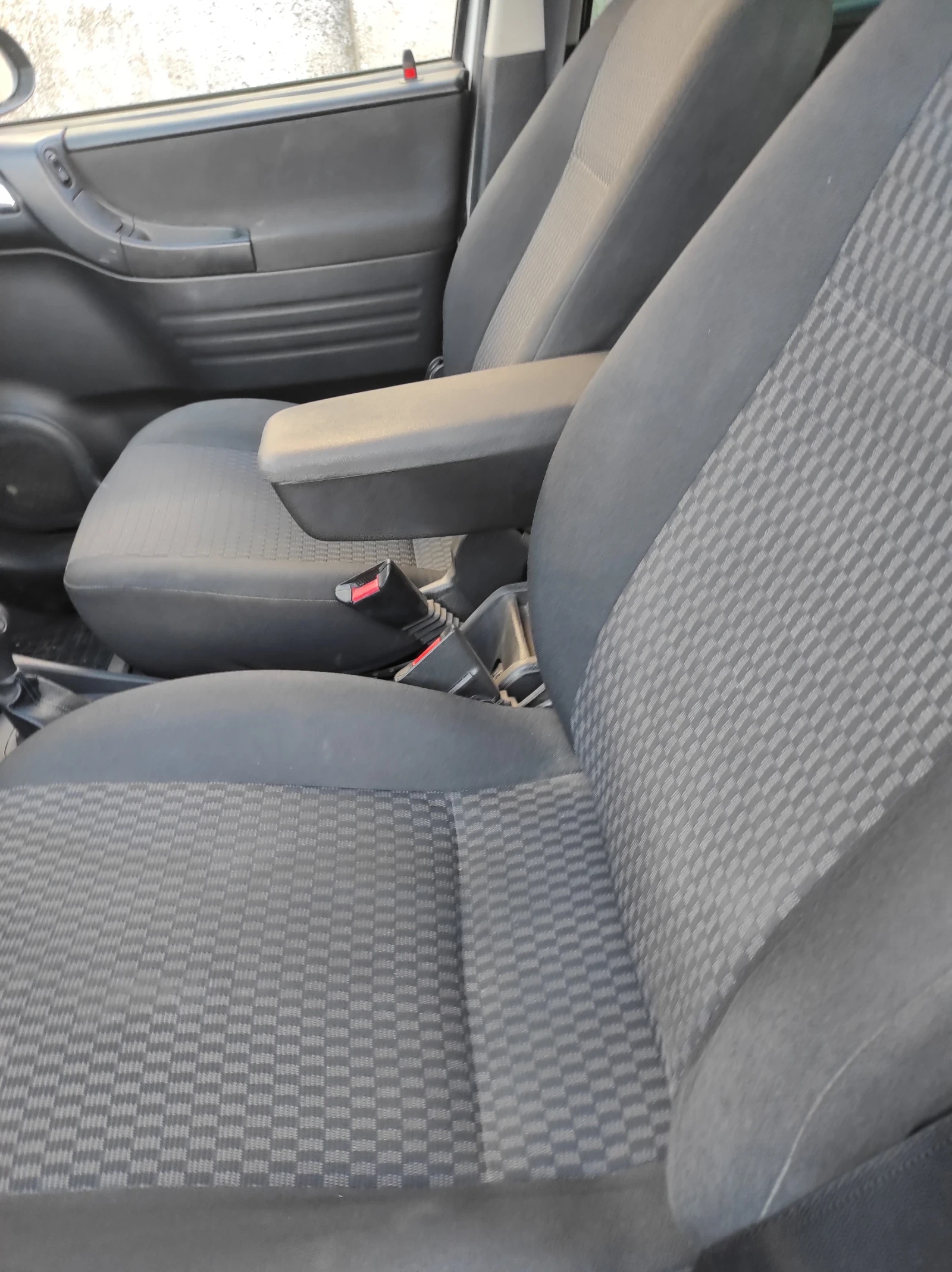 Opel Zafira, снимка 4 - Автомобили и джипове - 56433231