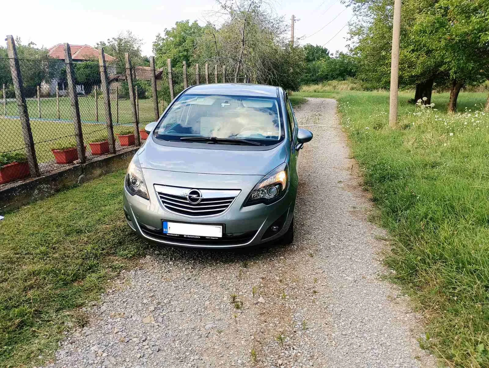 Opel Meriva, снимка 4 - Автомобили и джипове - 56485574