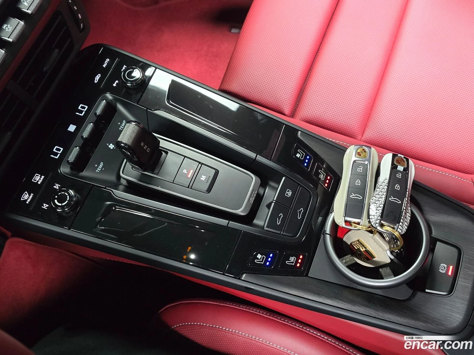 Porsche 911 Carrera GTS* ВКЛЮЧЕНИ ВСИЧКИ РАЗХОДИ, снимка 9 - Автомобили и джипове - 56547836
