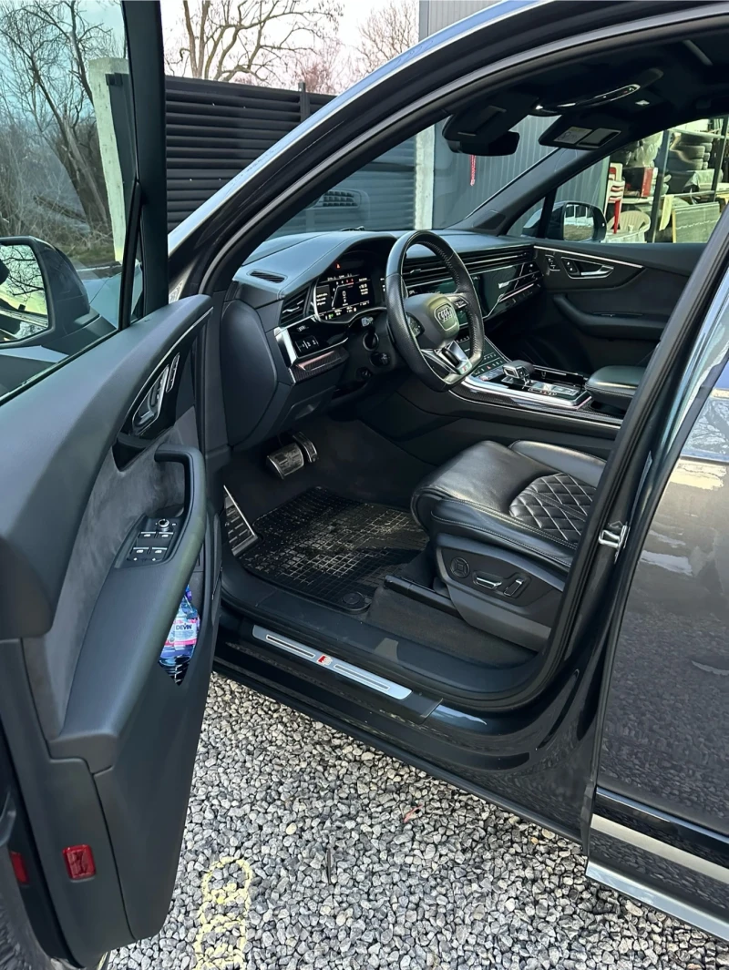 Audi SQ7 Facelift LASER Pano* 360* BOSE* HEAD UP* 6+ 1* 22, снимка 7 - Автомобили и джипове - 48919627