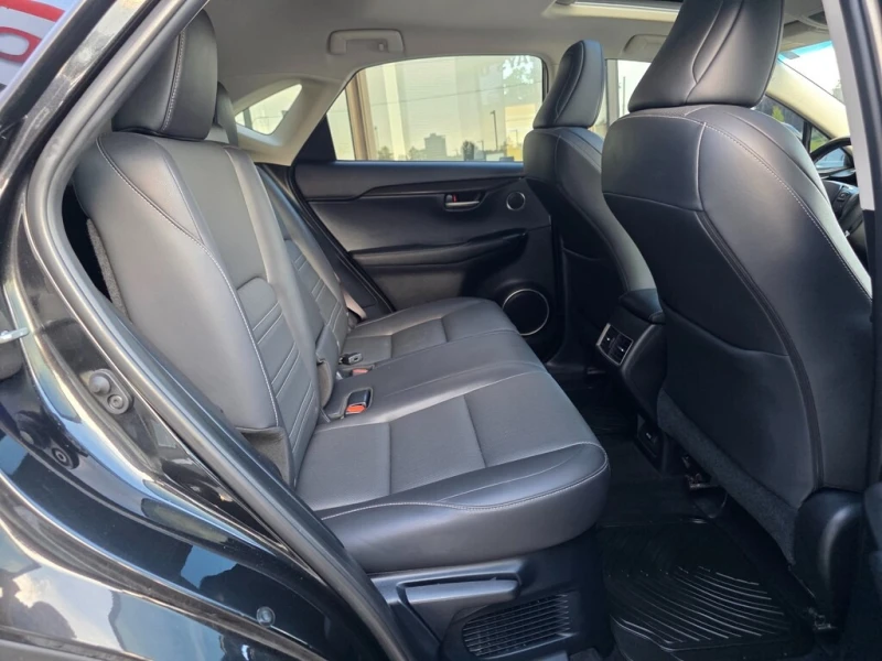 Lexus NX 200t * * CARFAX * * АВТО КРЕДИТ * * , снимка 15 - Автомобили и джипове - 52596553