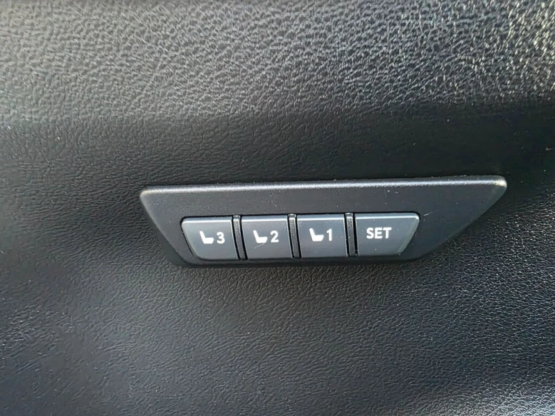 Lexus NX 200t * * CARFAX * * АВТО КРЕДИТ * * , снимка 14 - Автомобили и джипове - 52596553