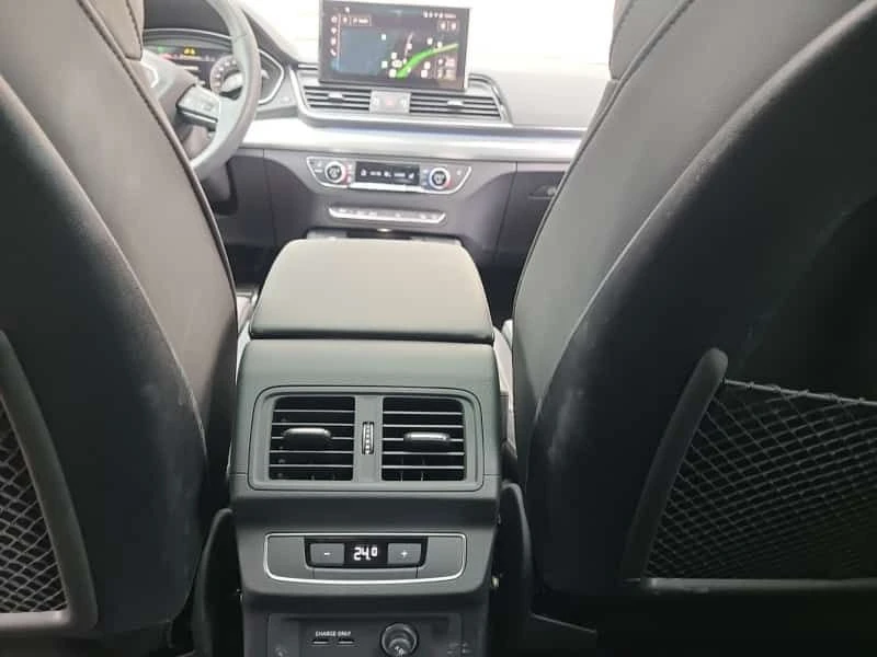 Audi Q5 * PROGRESSIV * CARFAX * ДВА КЛЮЧА * ПАНО - изображение 8